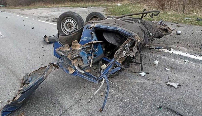 В результате взрыва фугаса в селе Каменское Запорожской области погибли 2 человека