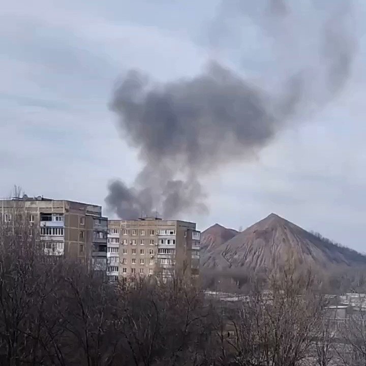 Explosions in the area of Petrovskogo mine in Donetsk