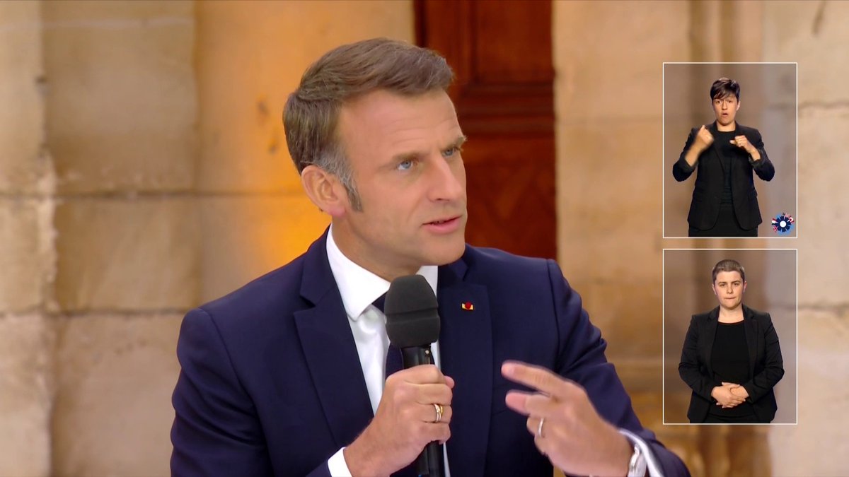 Emmanuel Macron announces the delivery of several combat aircraft, Mirage 2000-5, to Ukraine and a training program for Ukrainian pilots in France from this summer