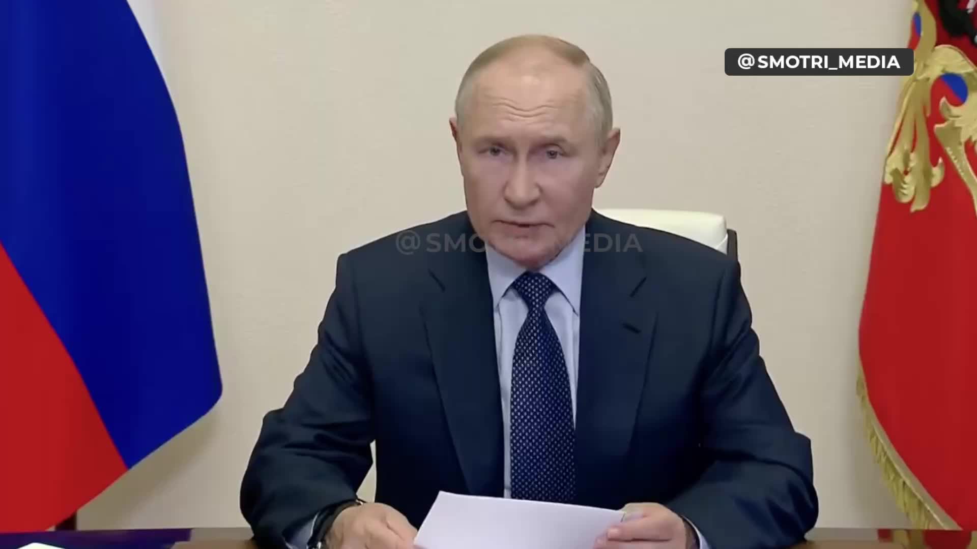 Putin holds a meeting on a situation in border regions