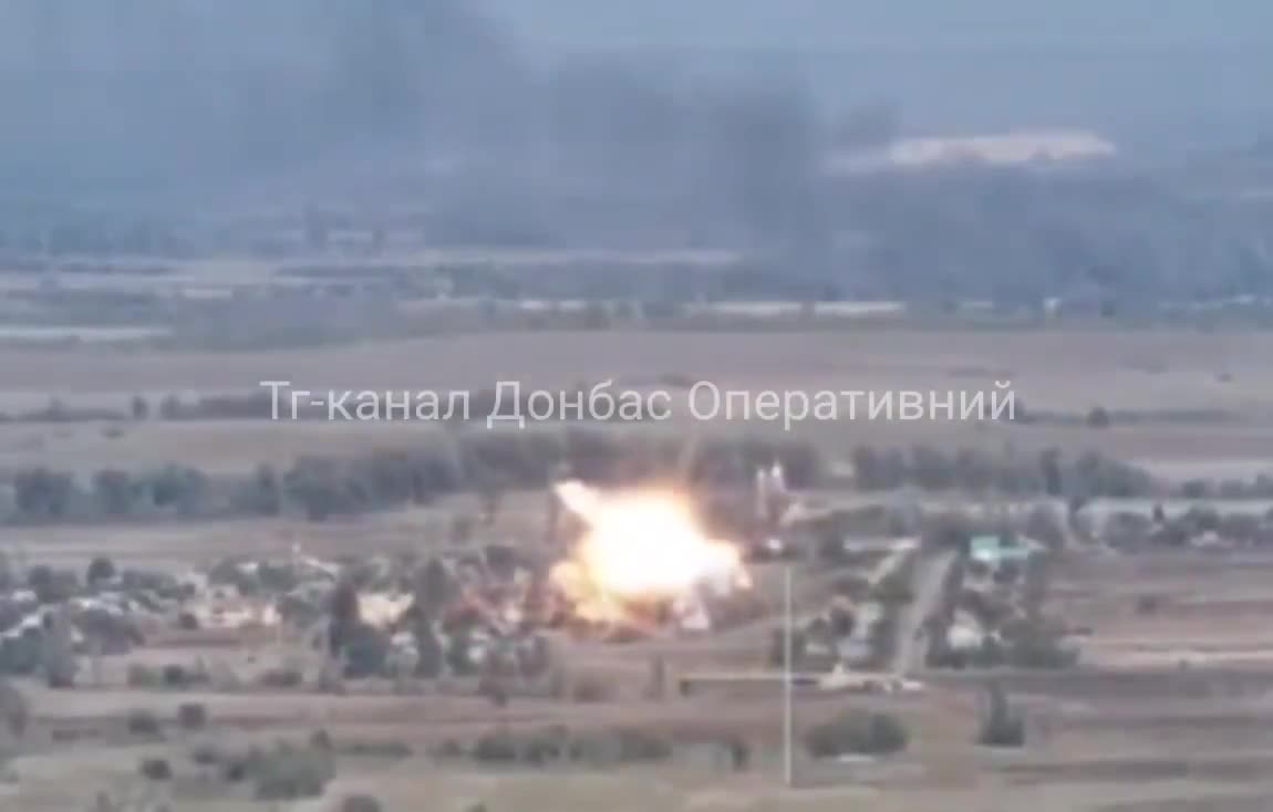 Russian airstrike in Zvanivka of Donetsk region