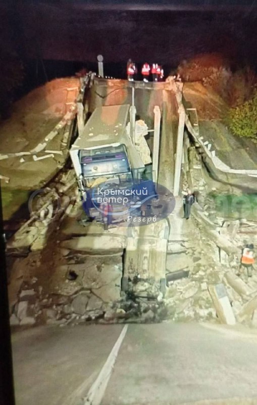 Bridge collapsed under overweight truck in Dzhankoi district of occupied Crimea