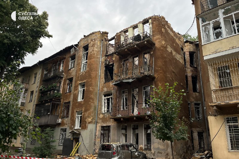 1 person killed, 14 wounded, including 3 firefighters as result of Russian drone strikes in Odesa. Impacts reported in about 10 locations