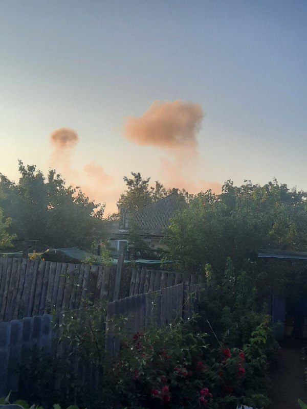 Violent explosions were reported in Sloviansk