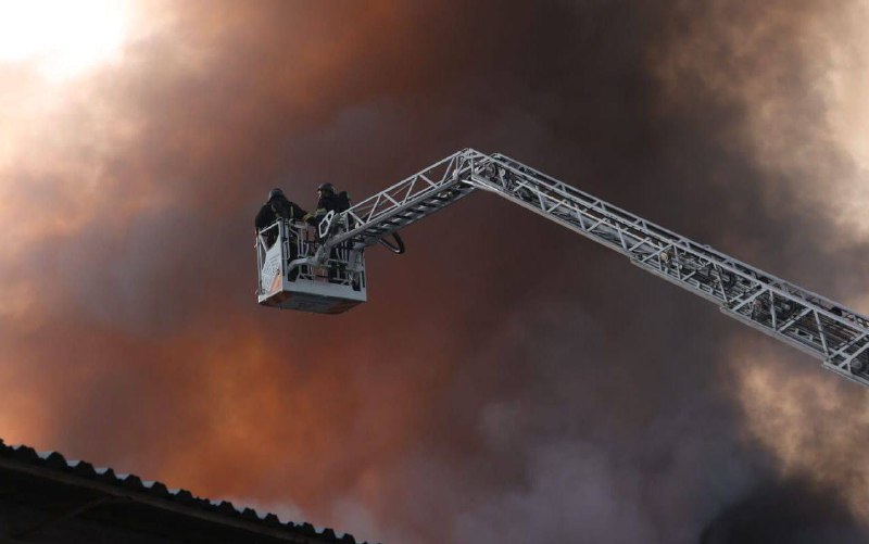 1 person killed, 5 wounded as result of drones strikes in Dnipro city