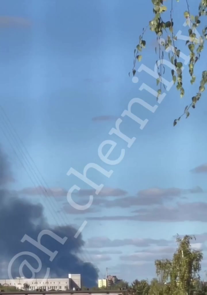 Smoke is rising in Chernihiv after violent explosions