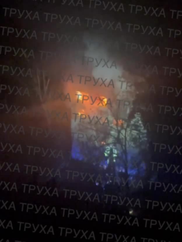 Fire in Hatne of Kyiv region, firefighters on the site