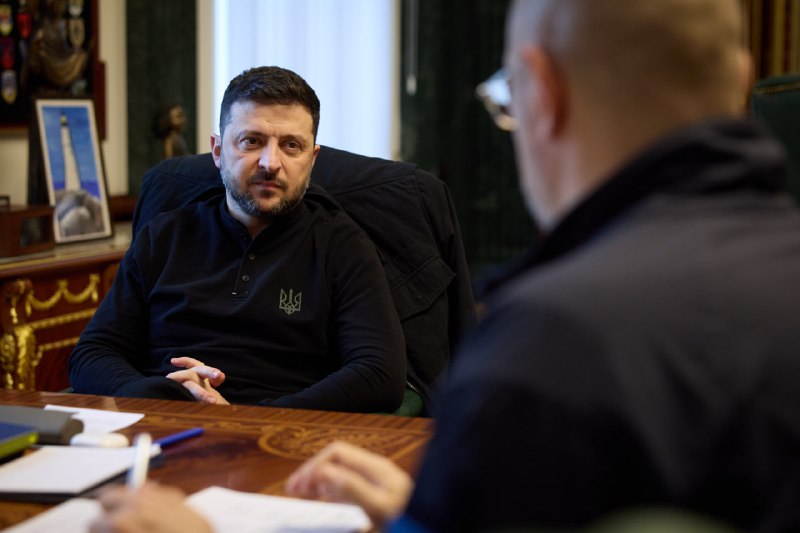 Zelensky after the report of the Minister of Defense of Ukraine Denys Shmyhal: it is time to change the basic documents on the defense of Ukraine, in particular the defense plan of our state. The course of hostilities has demonstrated what exactly should become the updated priorities