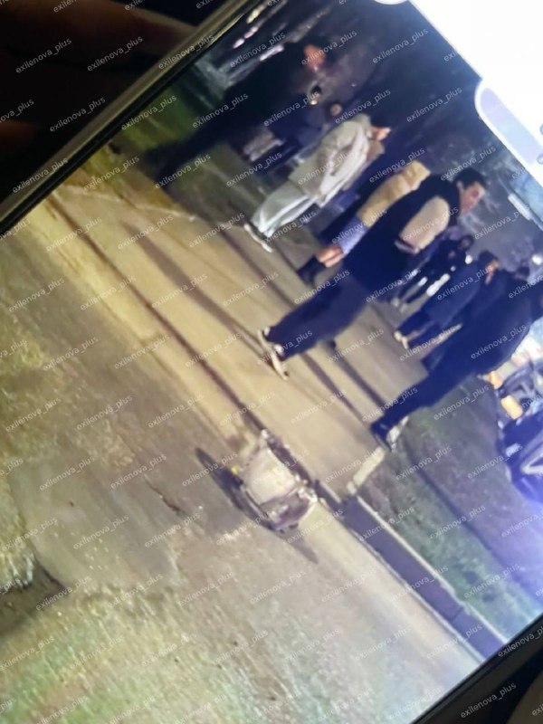 Повідомляється, що вночі в Ростові стався удар по паливному терміналу та танкеру, в результаті якого загинули двоє людей.