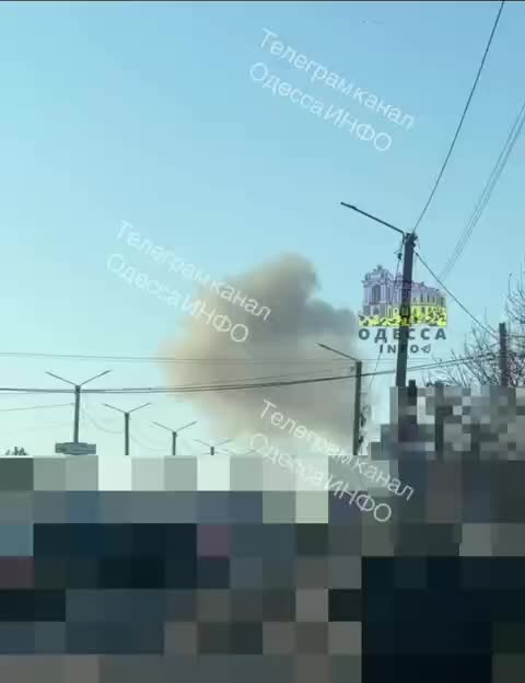 Un drone russe a de nouveau percuté un pont dans la région d'Odessa.