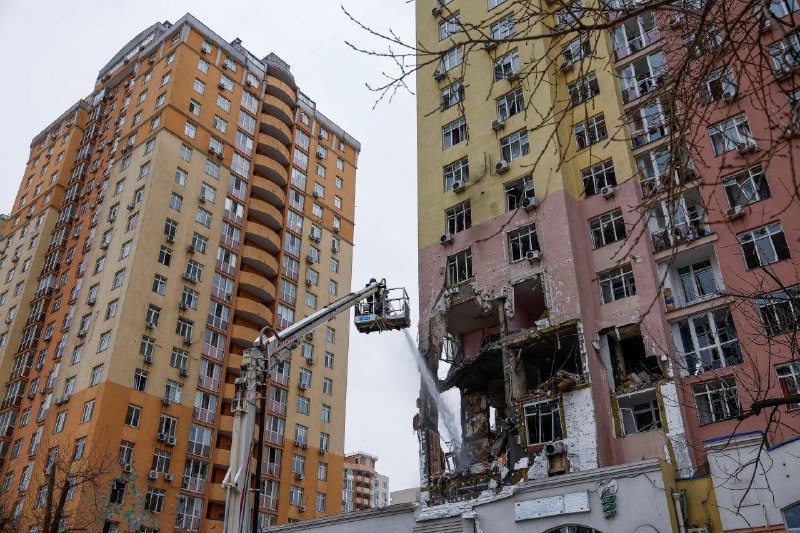 Le nombre de blessés à Kyiv s'élève désormais à 22, et l'attaque se poursuit.