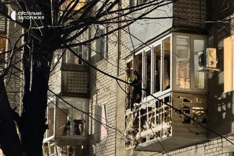 Cinq personnes ont été blessées ce soir à la suite de bombardements russes à Zaporijia.