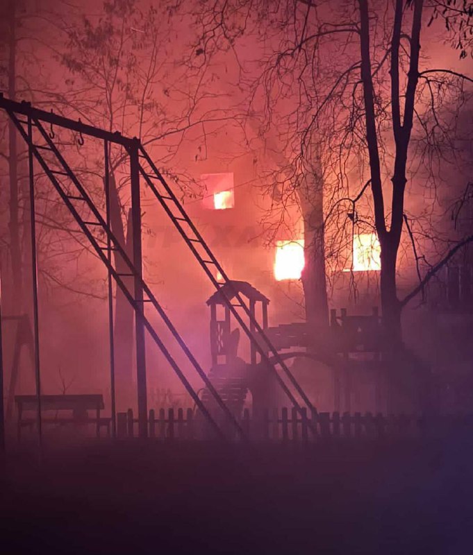 Dix-sept personnes ont été blessées, dont quatre enfants, lors d'une frappe de missile russe sur une maison d'habitation à Kryvyi Rih.