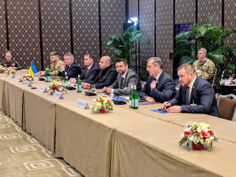 Ukrayna-ABD-Rusya görüşmeleri Cenevre'de başladı.