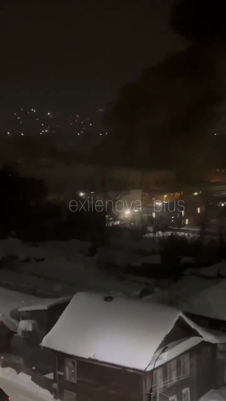 İskender ve diğer balistik füzelerin üretildiği Votkinsk askeri tesisinde patlamalar meydana geldiği bildirildi.