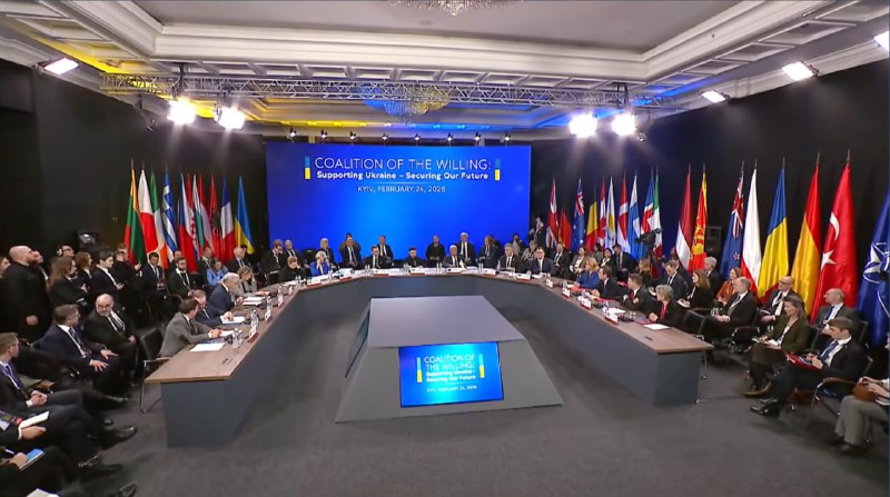 Zelensky, İstekli Koalisyon toplantısında yaptığı açıklamada, Ukrayna'nın iki gün önce hava savunma paketinin bir kısmını aldığını söyledi ancak ayrıntı vermedi.