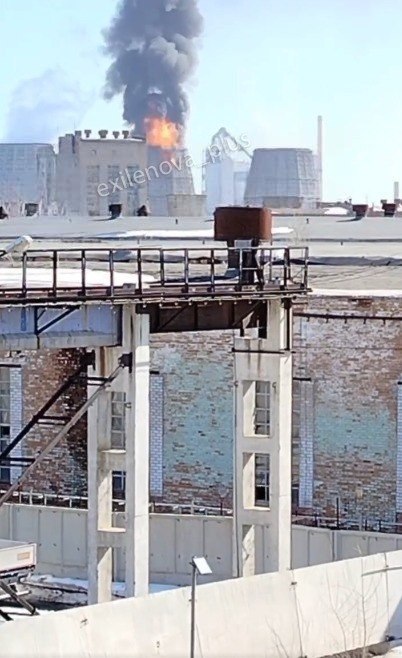 Сообщается о пожаре на химическом заводе в Стерлитамаке.