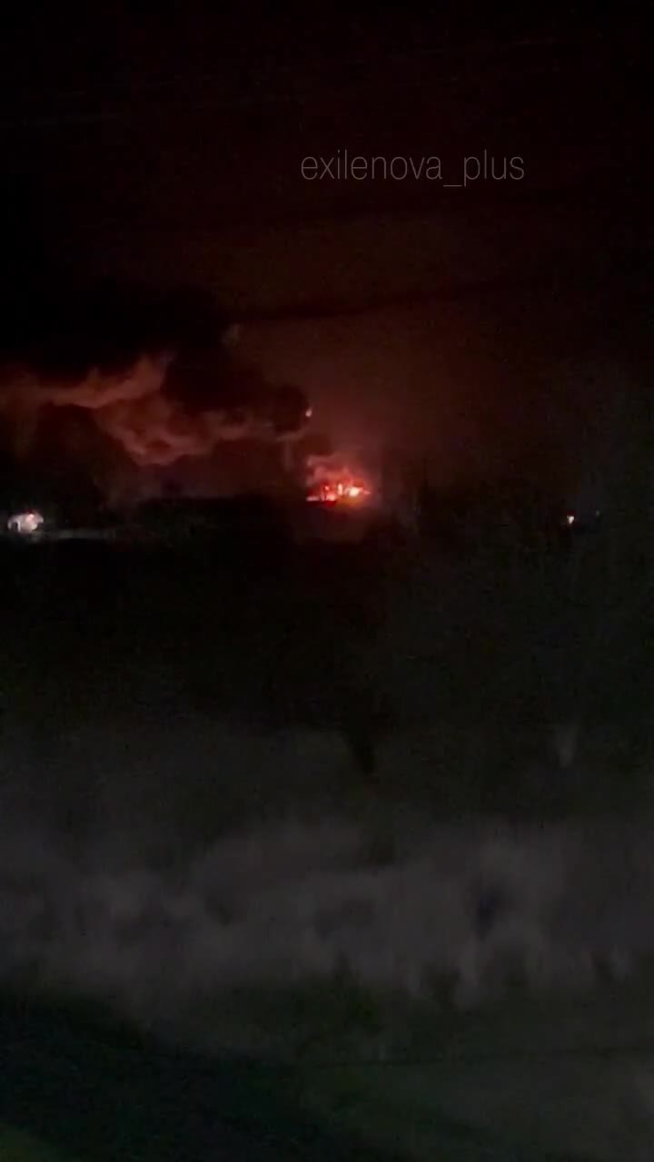 Explosions and fire reported in Dovzhansk at the occupied part of Luhansk region of Ukraine