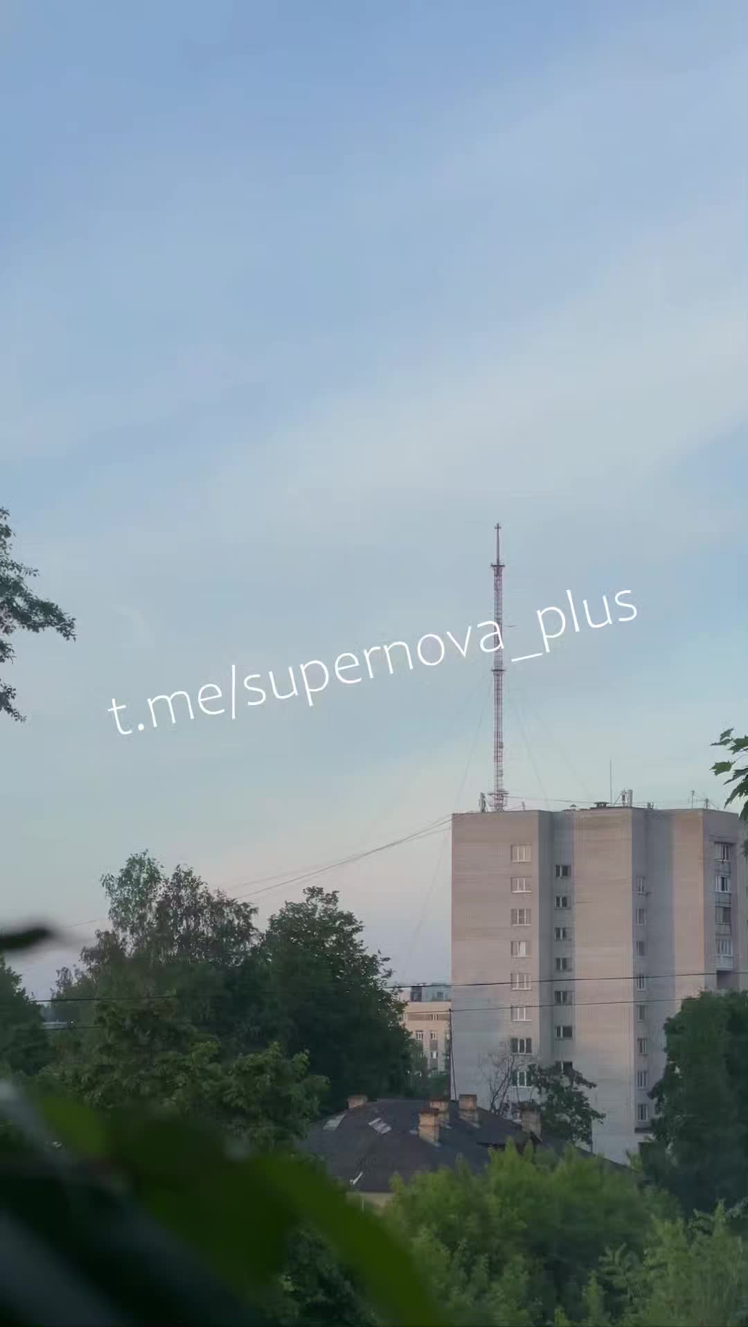 Des raids de drones ont été signalés dans la région de Leningrad.