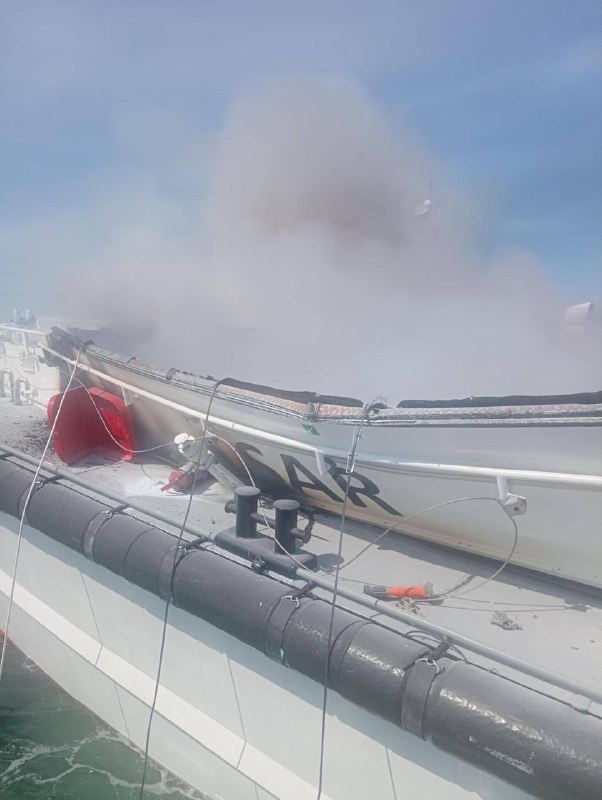 La Russie a attaqué deux navires du Service de recherche et de sauvetage maritime, qui menaient une mission humanitaire dans le corridor maritime ukrainien ; des victimes sont à déplorer. Une opération d'évacuation par la marine ukrainienne est en cours.