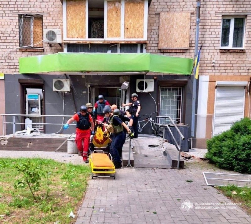 Une personne a été tuée et quatre autres blessées lors d'attaques russes à Nikopol.