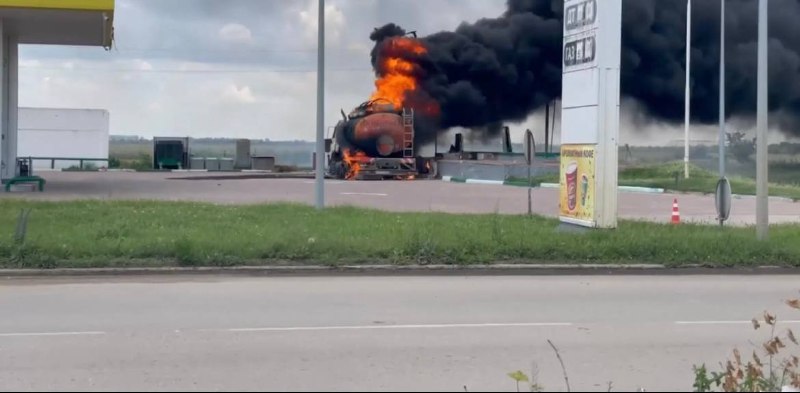 Frappe de drone contre une station-service à Skadovsk