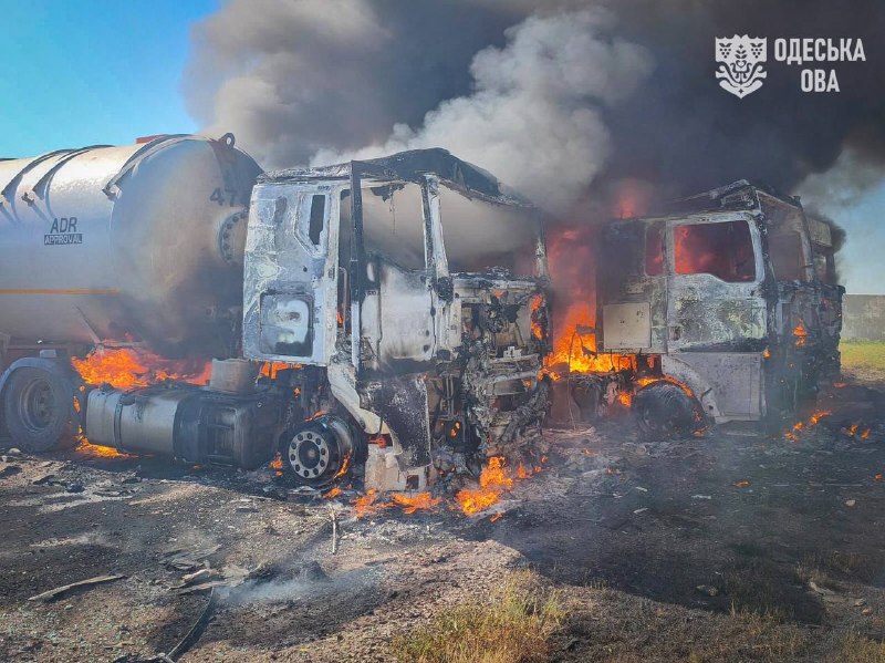 Une personne a été tuée et quatre autres blessées lors de frappes de drones sur une aire de repos pour camions dans le sud de la région d'Odessa.