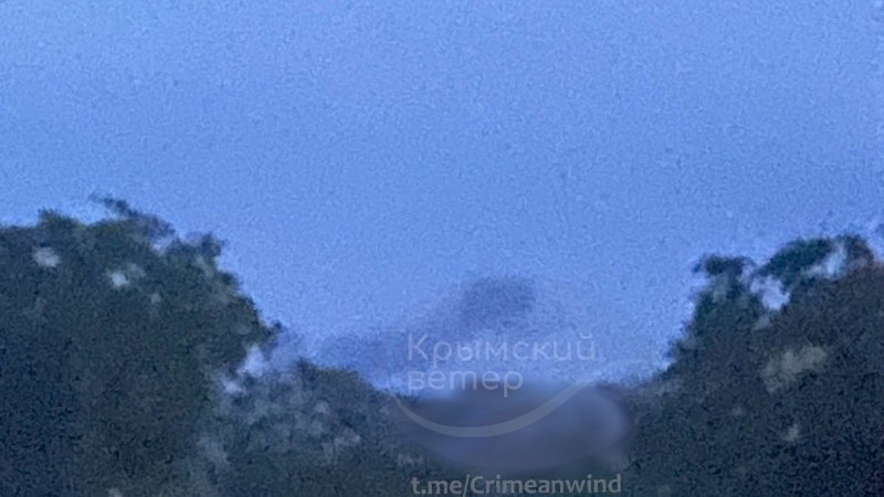 Пожар виден в районе Таврической ТЭС под Симферополем