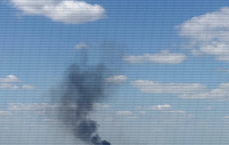 В Одессе поднимается дым после взрывов.