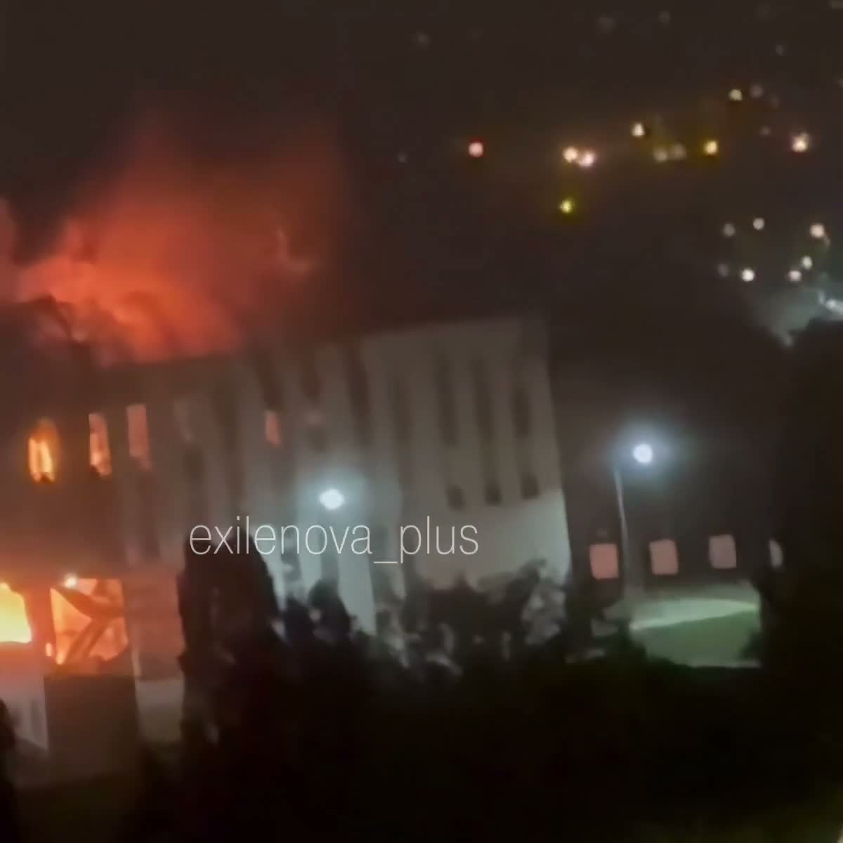 В Белгороде зафиксированы взрывы и пожары. Сообщается, что целью взрывов стал технический университет, где собирались беспилотники.