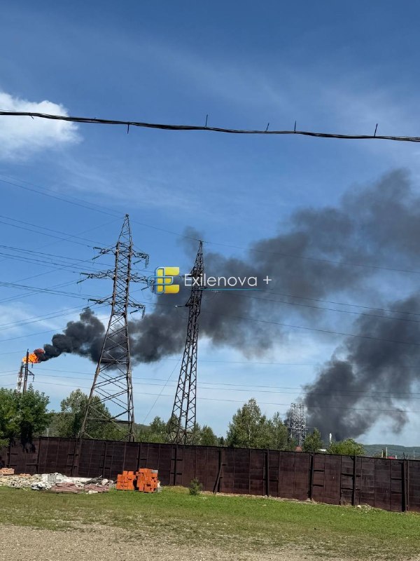 Пожар на нефтеперерабатывающем заводе в Комсомольске-на-Амуре, Хабаровский край.