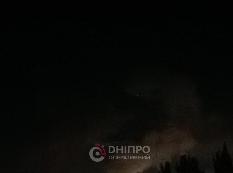 De violentes explosions ont été signalées à Kryvyi Rih. De la fumée s'élève après