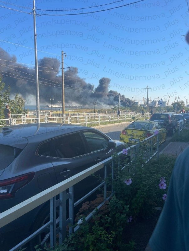 Im Hafen von Jeisk wurden Explosionen gemeldet.