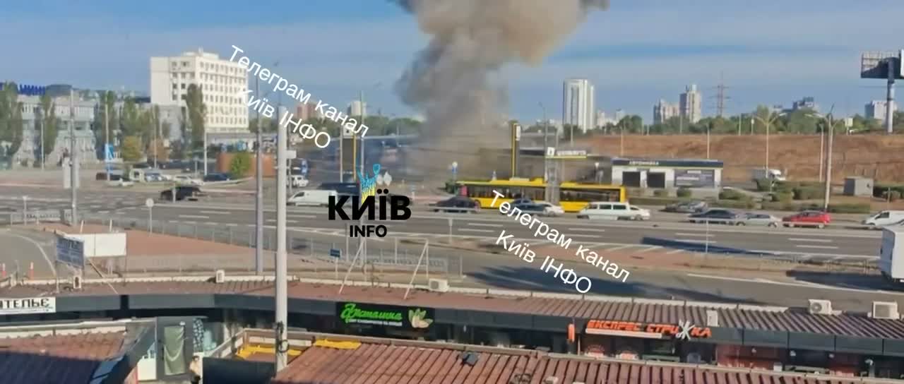 Drone strike at the fuel station in Dniprovskyi district of Kyiv