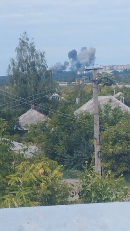 Violent explosions were reported in Sloviansk