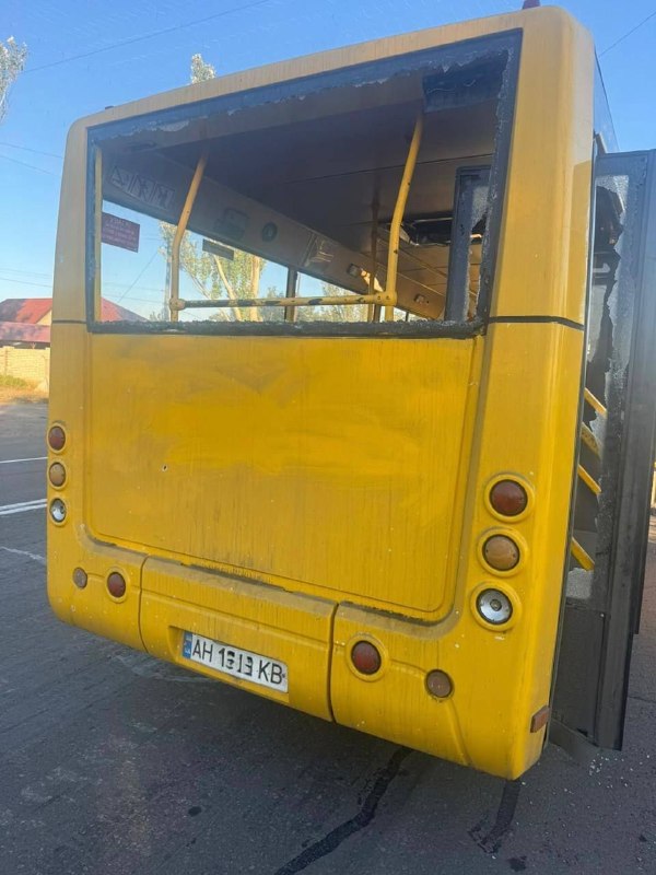 2 people wounded as result of FPV drone strike at the bus in Kramatorsk